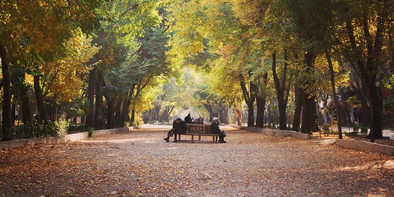 Isfahan, Chahar Bagh e Abbasi Street